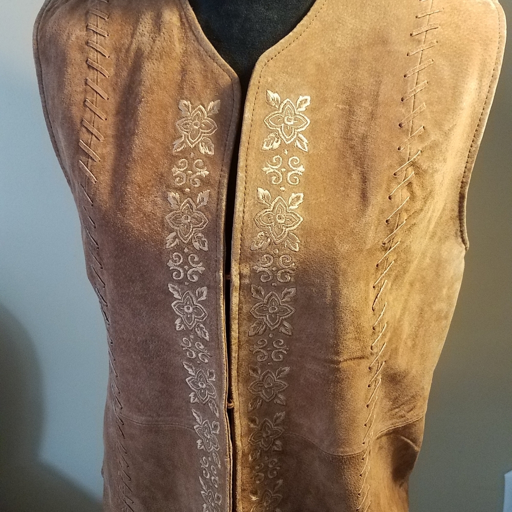 OUTBROOK LEATHER VEST